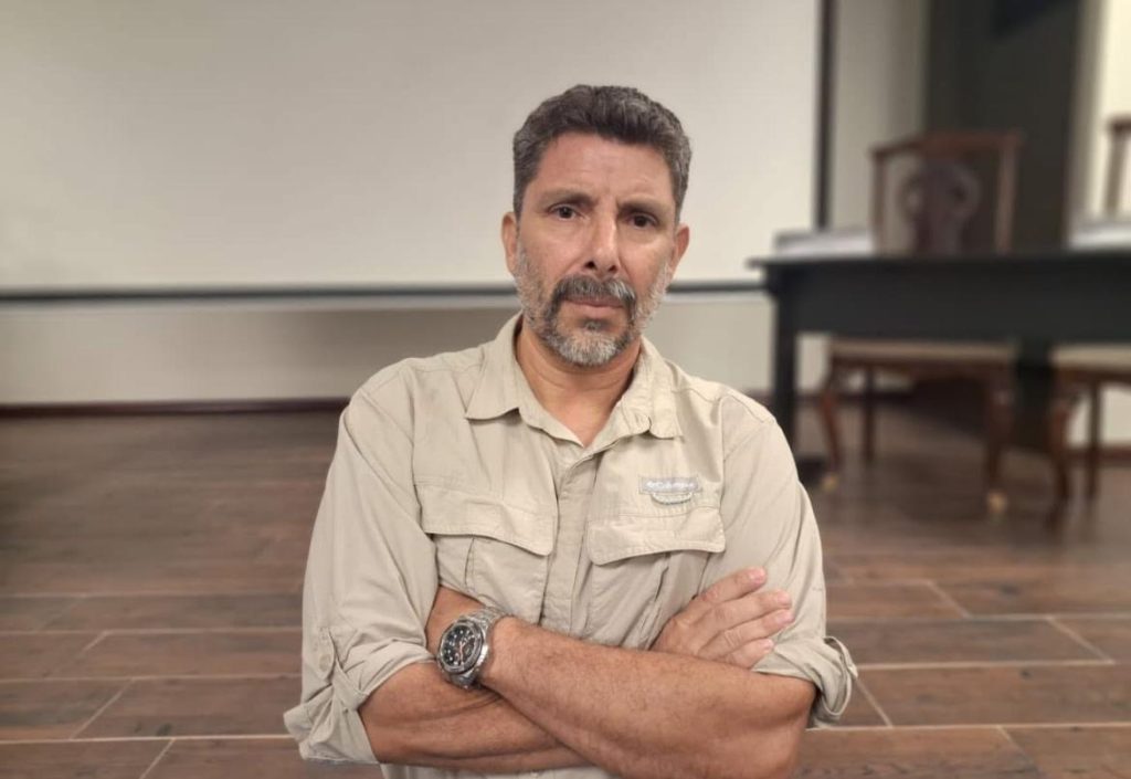 La imagen actual no tiene texto alternativo. El nombre del archivo es: PHOTO-2026-04-20-14-58-43.jpg