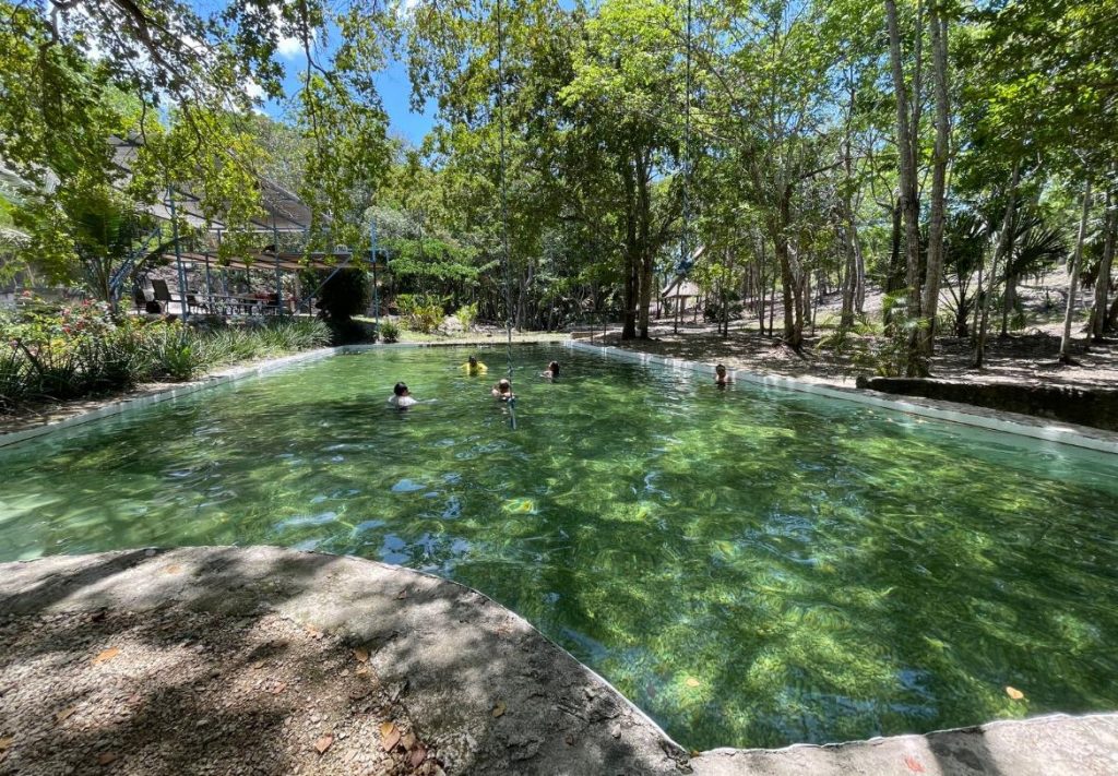 La imagen actual no tiene texto alternativo. El nombre del archivo es: PHOTO-2026-04-27-13-30-08.jpg