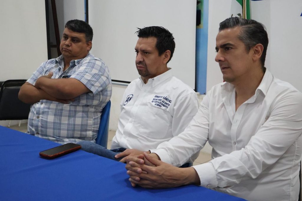 La imagen actual no tiene texto alternativo. El nombre del archivo es: PHOTO-2026-05-15-13-44-23.jpg